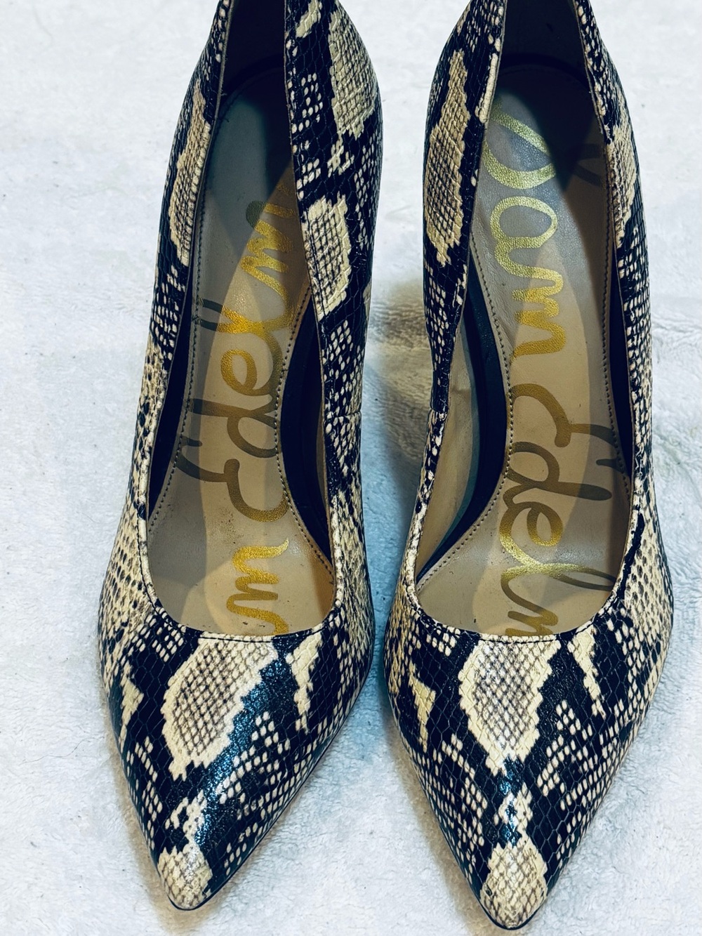 Almost Brand New Heels By Sam Edelman - Size 8.5 - Heel Height 4 Inches - box 6